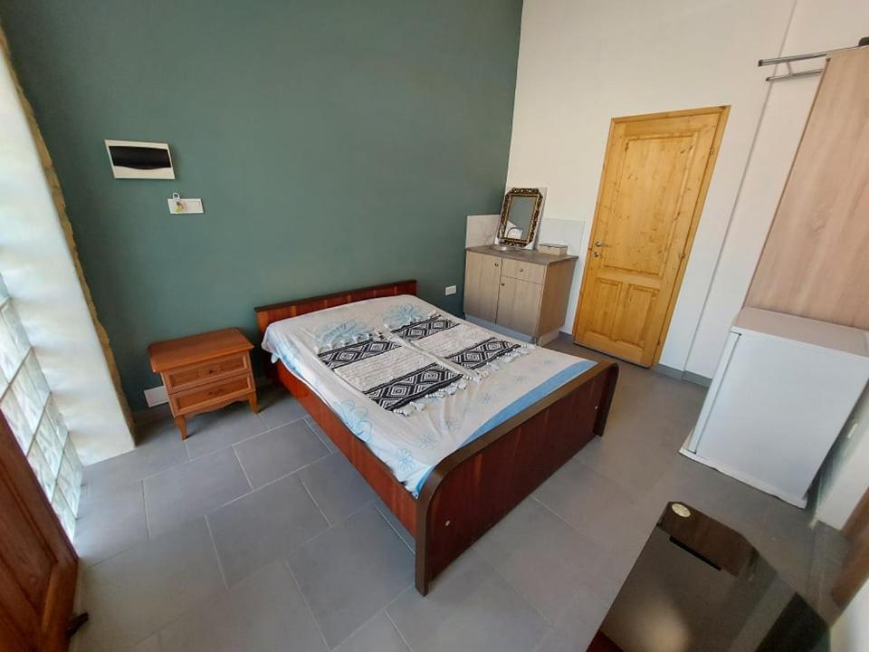Anna Guesthouse 10 Min Walk From The Beach Larnaca Buitenkant foto