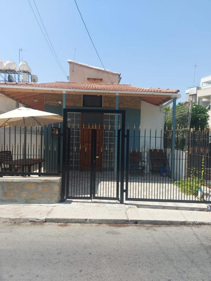 Anna Guesthouse 10 Min Walk From The Beach Larnaca Buitenkant foto