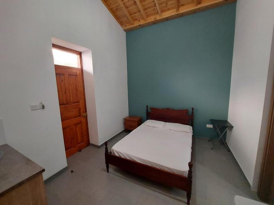 Anna Guesthouse 10 Min Walk From The Beach Larnaca Buitenkant foto